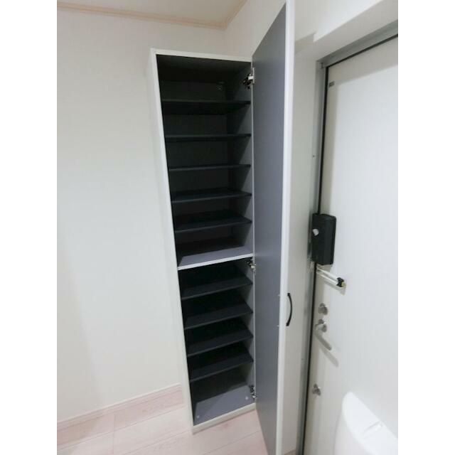 ハーミットクラブハウスＭＪＫ戸塚 玄関