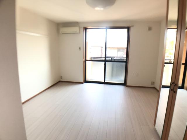 ゆうゆうハイム ベッドルーム