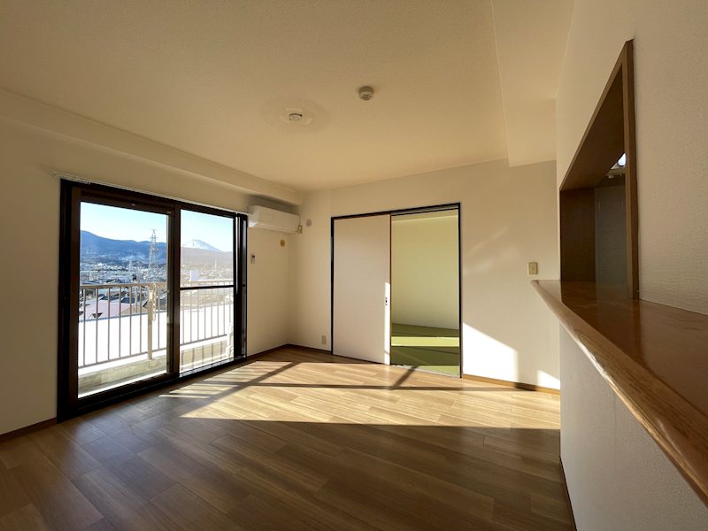 セジュールコート リビング