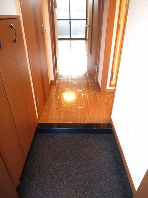 ゆうゆうハイム 玄関