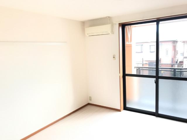 ゆうゆうハイム リビング