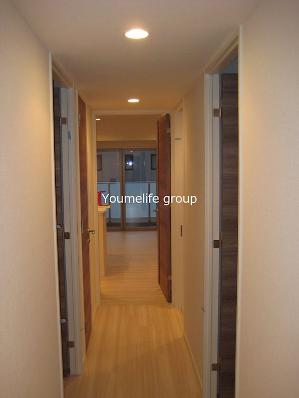 プレシス本厚木レジデンス 玄関