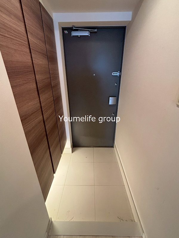 プレシス本厚木レジデンス 玄関