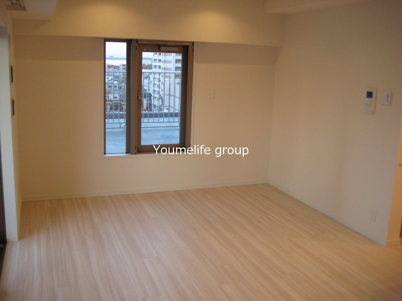 プレシス本厚木レジデンス リビング