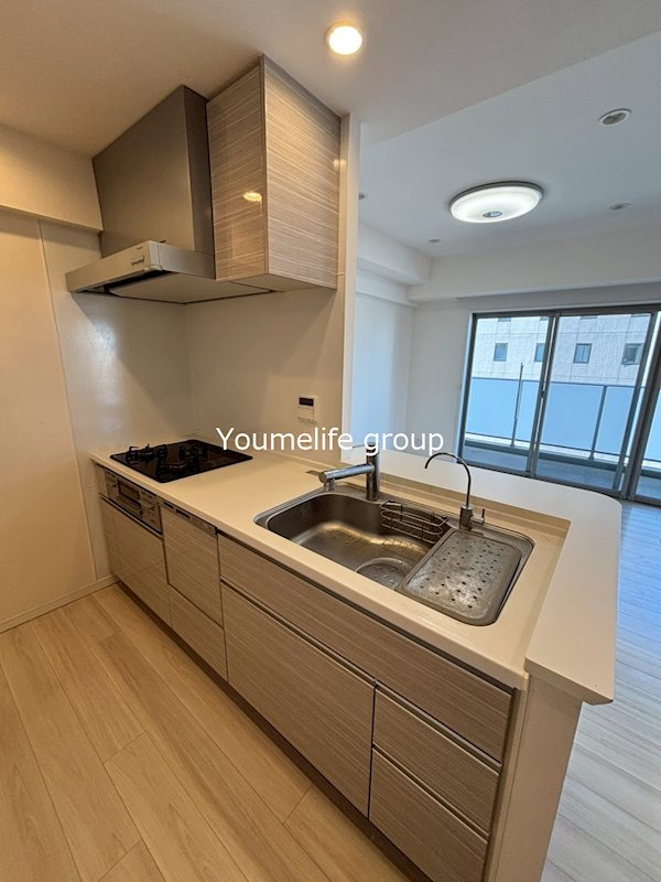 プレシス本厚木レジデンス キッチン