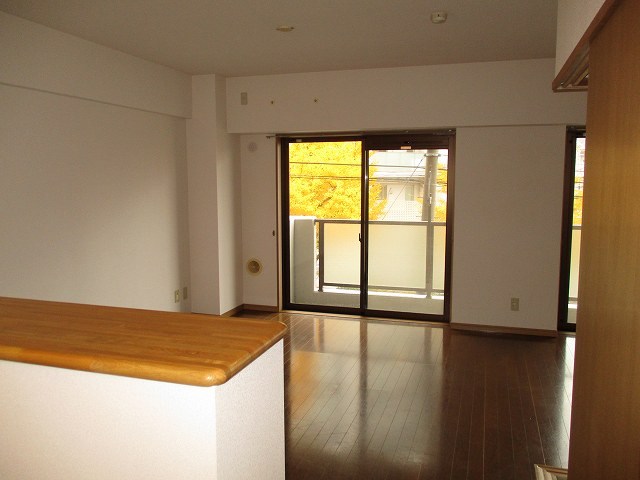 ヒルサイドヴィラ東戸塚 リビング