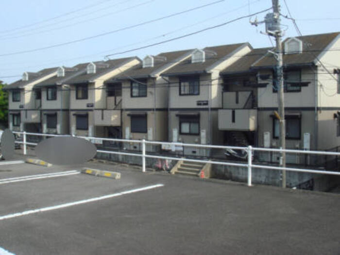 サンヒルズ西山　ABC 101号室 外観