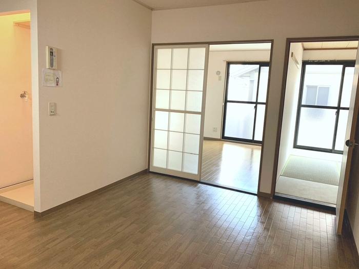 サンヒルズ西山　ABC リビング