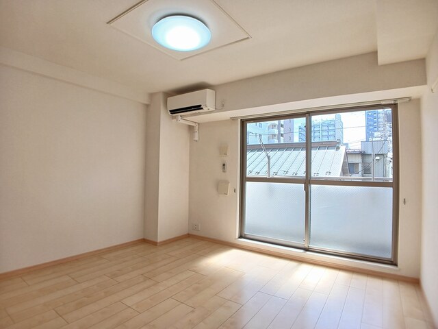 ヴィオラ　プリート リビング