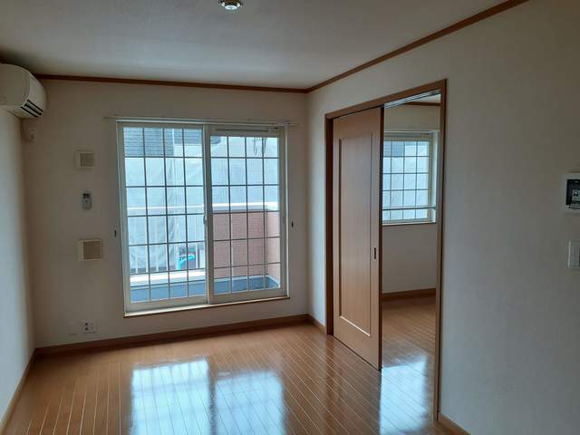 ソフィア リビング