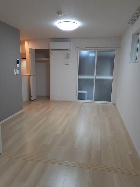 マロン　グロリア リビング