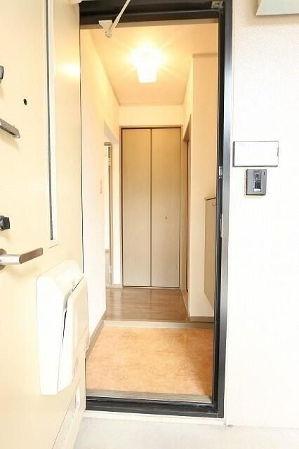 マーチ　梶塚 玄関