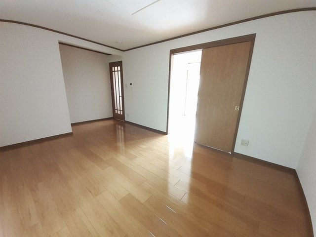 ミレニアム・Ｔ リビング