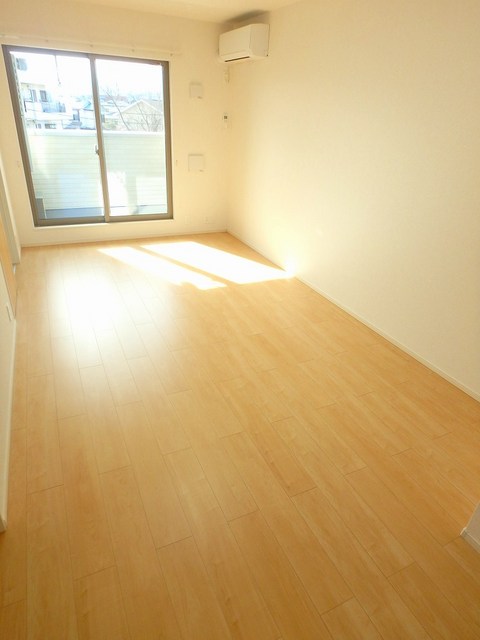 ベル　メール リビング