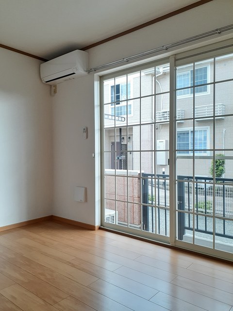 アグリーアブルⅡ リビング