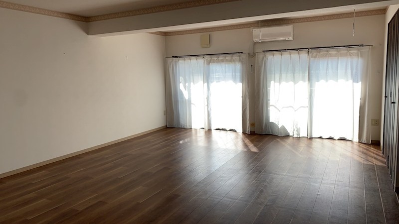 グランドエンブレム横浜 リビング