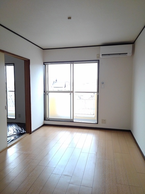 ハウス３００ リビング