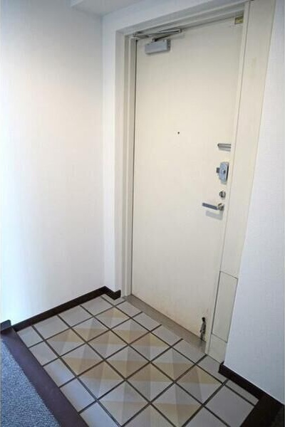 パークヒルズI棟 玄関