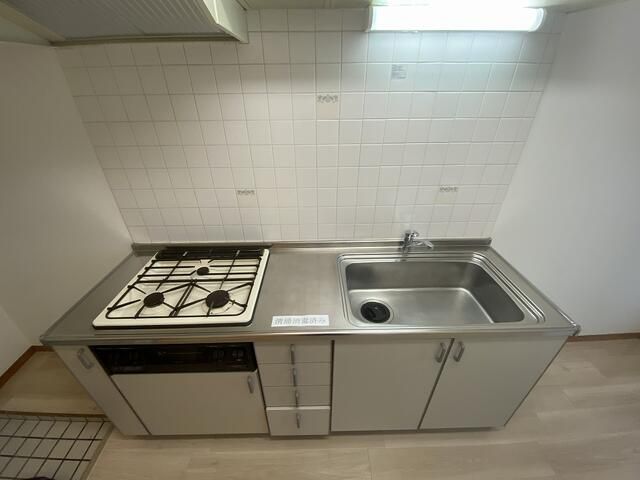 ウィンビュ桜ヶ丘 キッチン