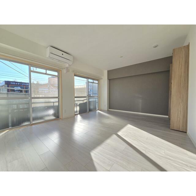 信光ビル ベッドルーム