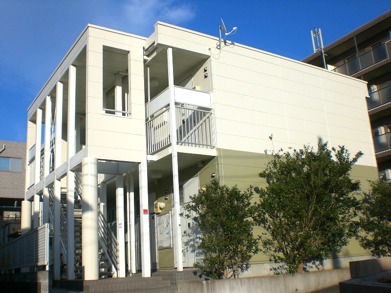 レオパレスメルスィーコリンヌ 206号室 外観