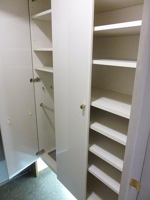 フォルスコート藤沢善行 その他5