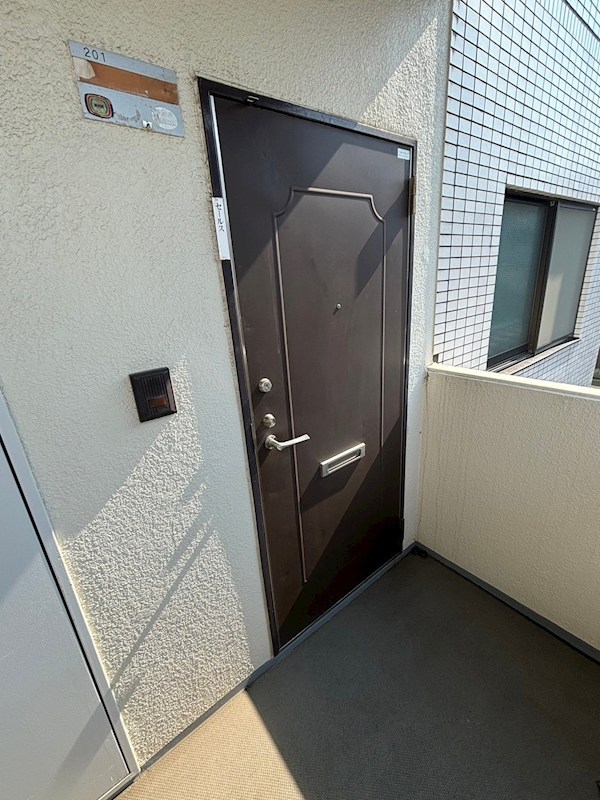 Ｔ&amp;rsquo;ｓ　ｇａｒｄｅｎ藤沢長後 玄関