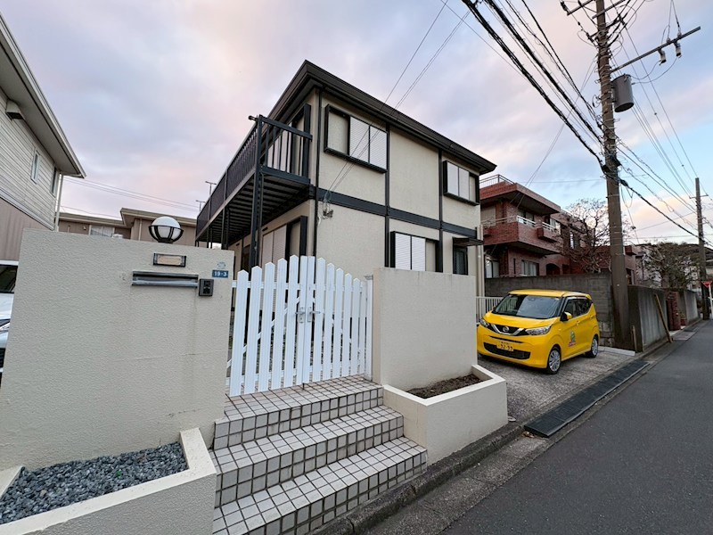 七里ガ浜東4丁目貸家 外観