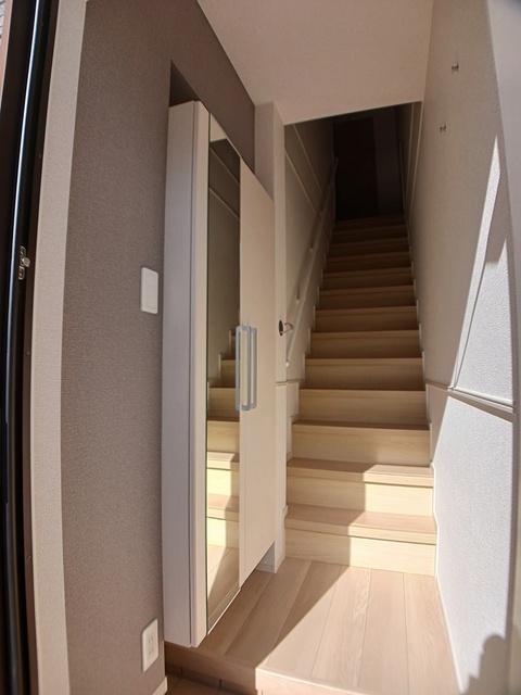 Ｈｉ－Ｒｏｓｅｔｔａ　Ａ 玄関