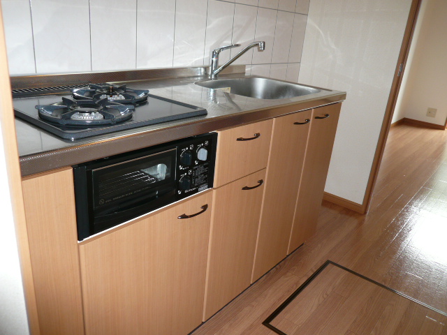 ハイツルミナス キッチン