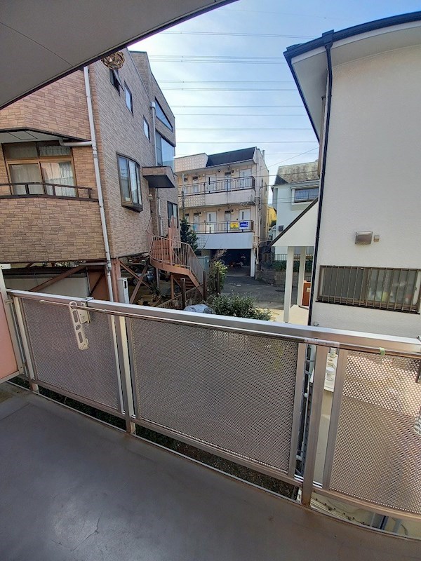 メゾン・アベイユSF ベランダ