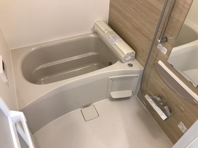 メルベール・クレシア 風呂画像