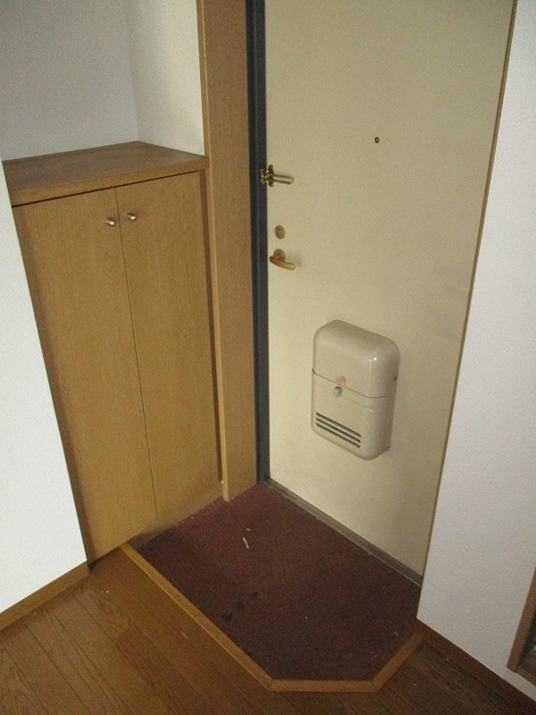 横浜元町ガーデン１ 玄関