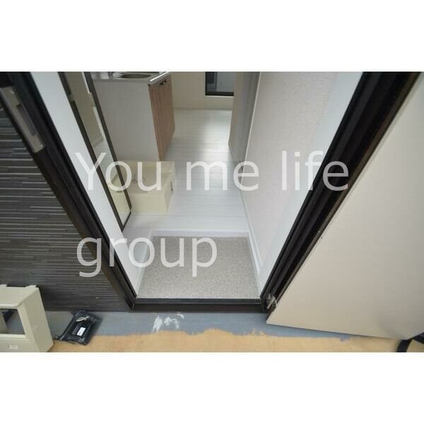 &amp;alpha;(アルファ)　parks　east 玄関