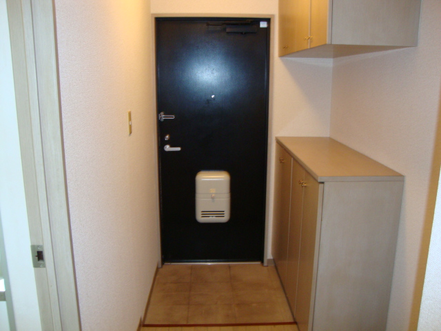 ヴァンベール文ヶ岡Ⅱ 玄関