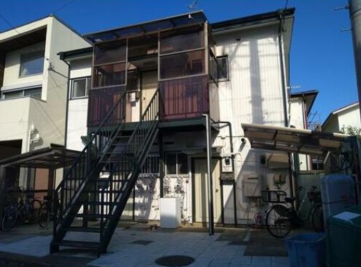 晴名荘 202号室 外観