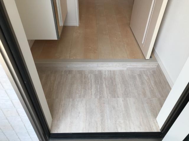 メルベール・クレシア 玄関