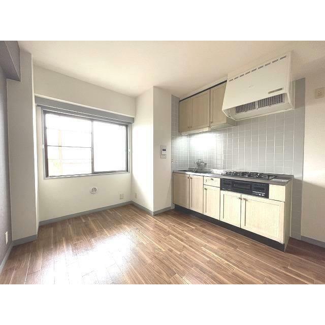 レジデンス杉山 リビング