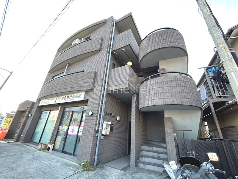 腰越松本ビル 204号室 外観