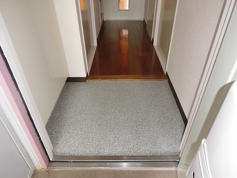 Bellevue参番館 玄関