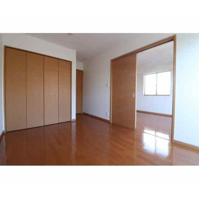 フォレストＩＩ ベッドルーム