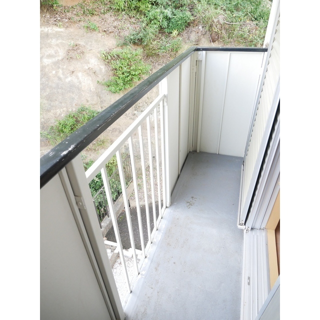 第三代田ハイツ ベランダ