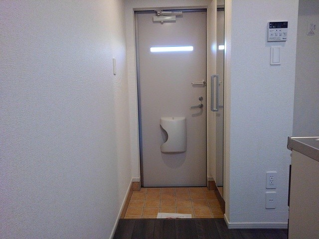 マルベリーヴィラ 玄関