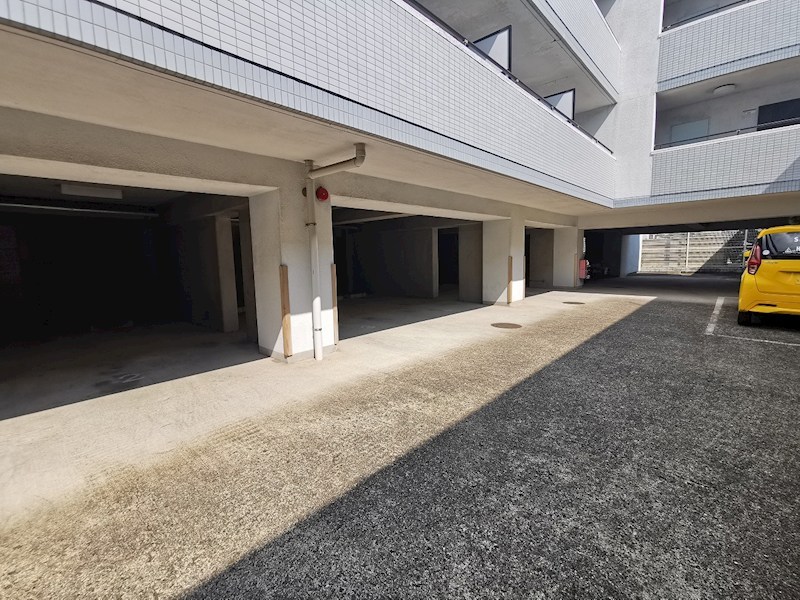 メゾン・ド・ビザール その他外観3