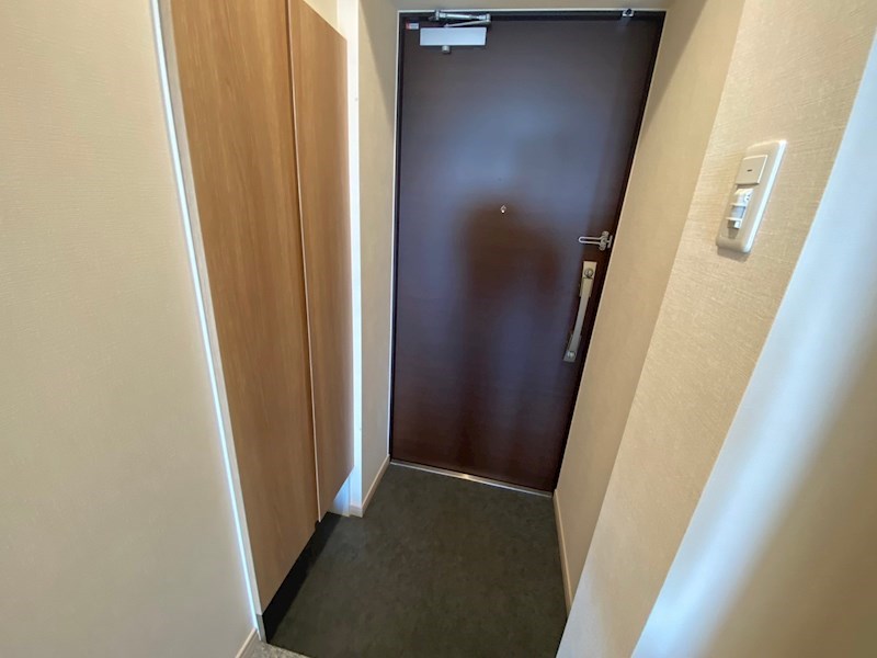 小田急伊勢原駅前マンション 玄関