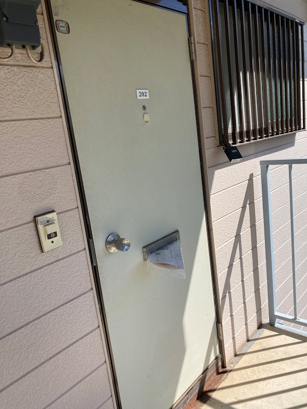 カトレアハイツ 玄関