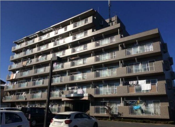 ペアコート伊勢原 407号室 外観