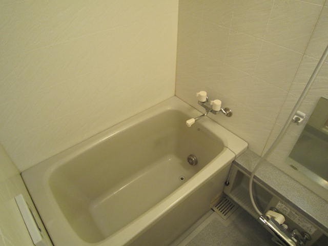 フィールド・サン 風呂画像