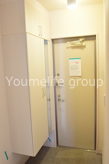 リベルテ　B 玄関