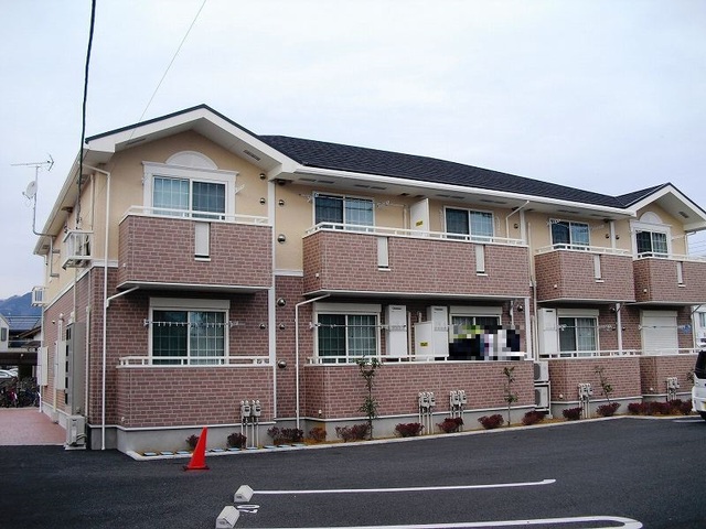 シャネル 205号室 外観